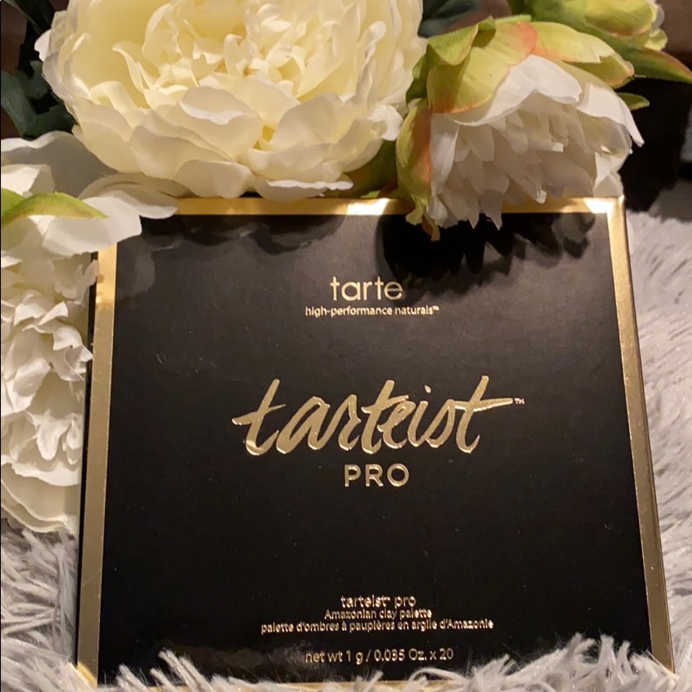 Tarte tarteist pro eyeshadow palette